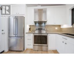 9 Adeline Court, Toronto, ON M9V3M9 Photo 20