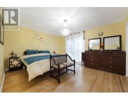 9 Adeline Court, Toronto, ON M9V3M9 Photo 26