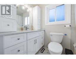 9 Adeline Court, Toronto, ON M9V3M9 Photo 31