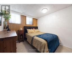9 Adeline Court, Toronto, ON M9V3M9 Photo 33