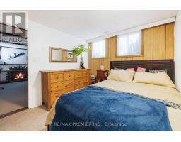 9 Adeline Court, Toronto, ON M9V3M9 Photo 34