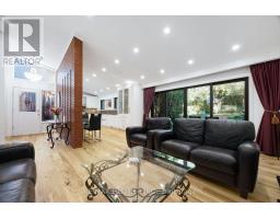Laundry room - 9 Adeline Court, Toronto, ON M9V3M9 Photo 9