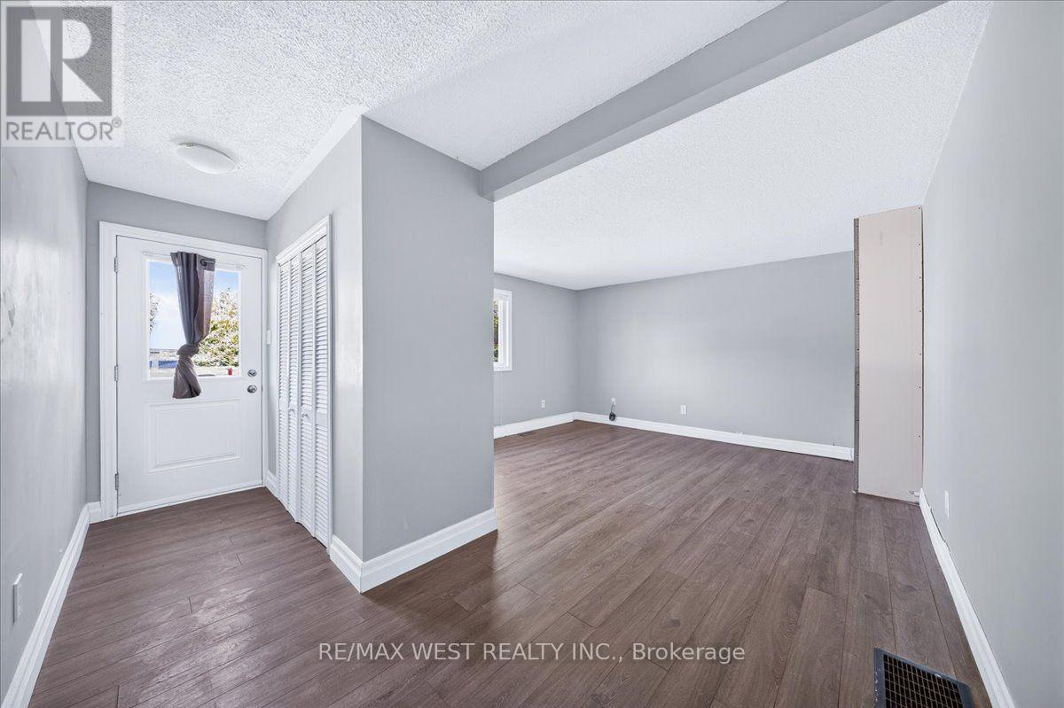 17 HEATHER STREET, Caledon — photo 11