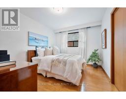 12 Tammy Lane, Toronto, ON M9V3W3 Photo 25