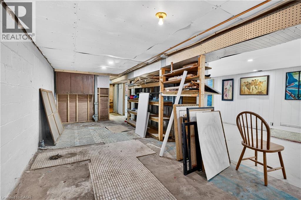 689 E BARTON Street E, Hamilton — photo 26