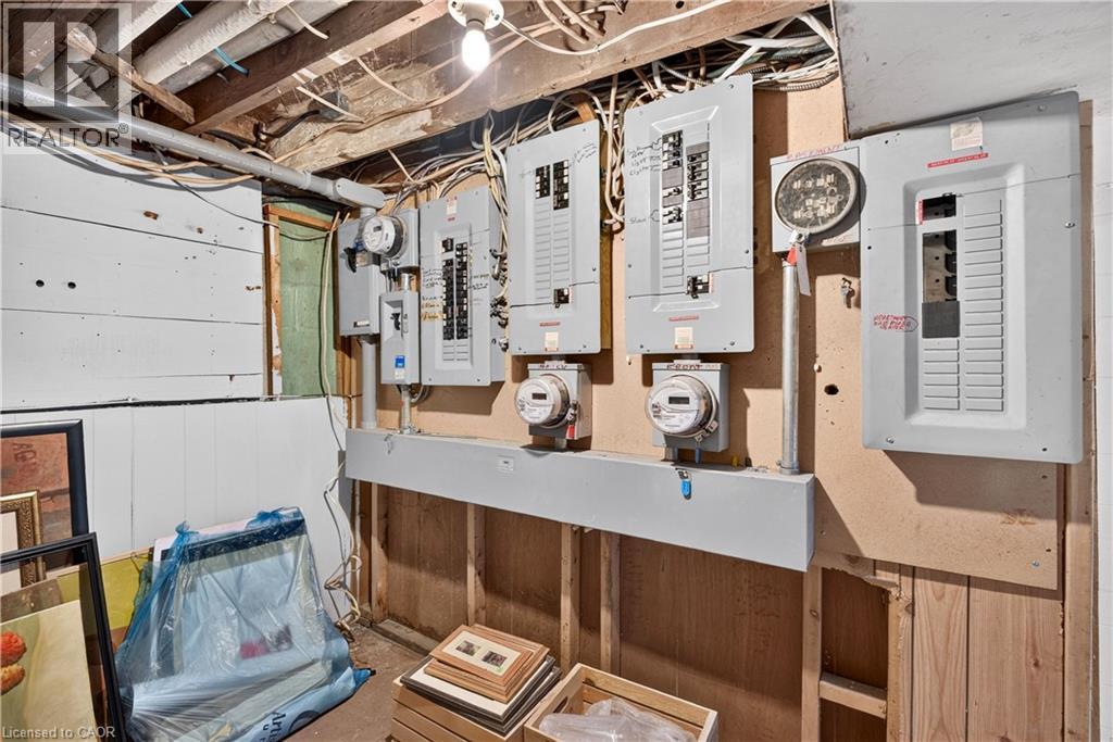689 E BARTON Street E, Hamilton — photo 28