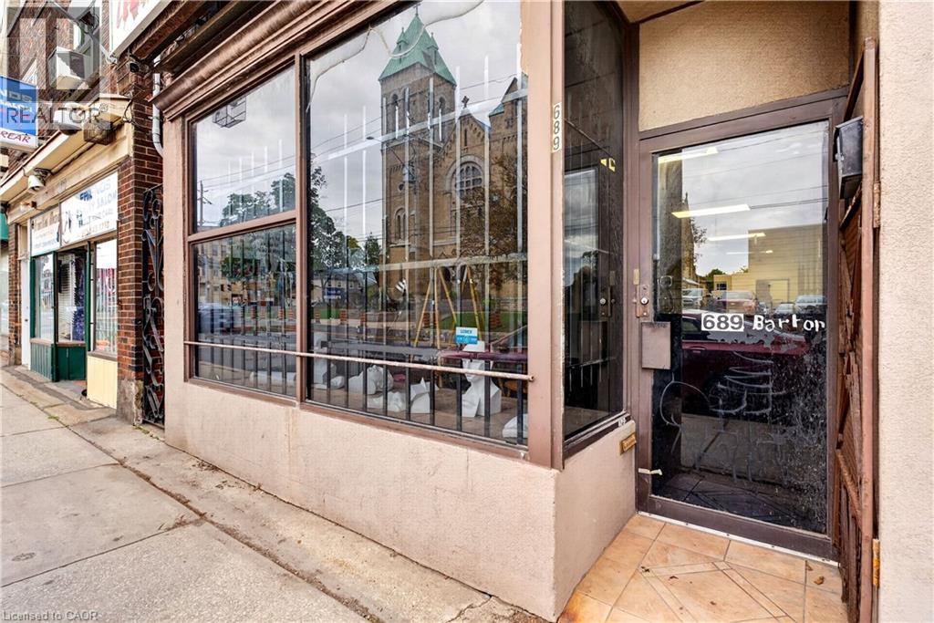 689 E BARTON Street E, Hamilton — photo 4