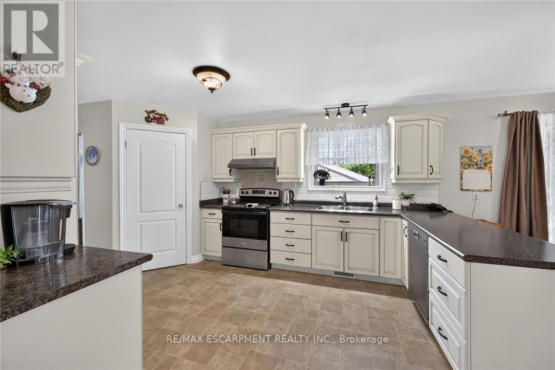 16 CHURCH STREET, Haldimand — photo 8