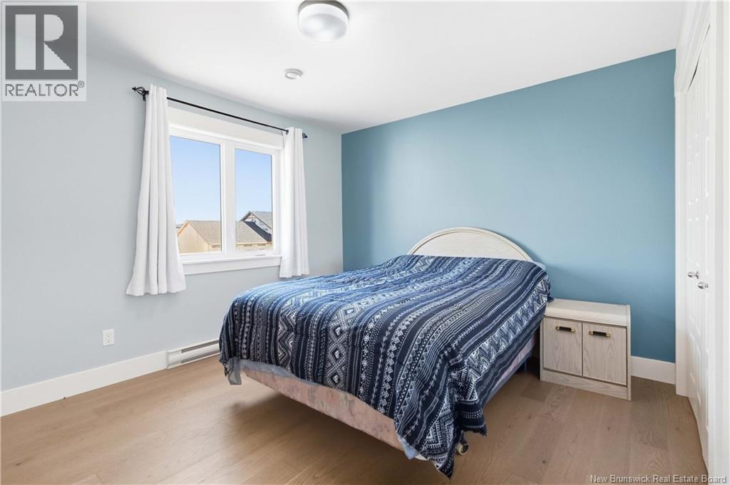 136 Runneymeade Road - Image 30