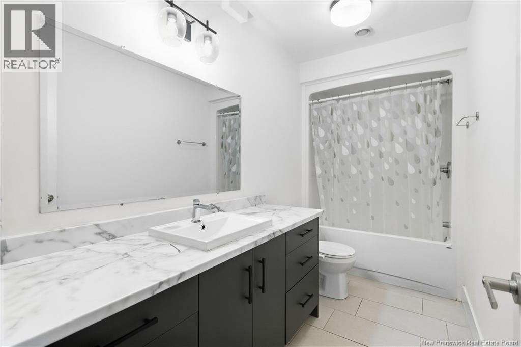 136 Runneymeade Road - 26