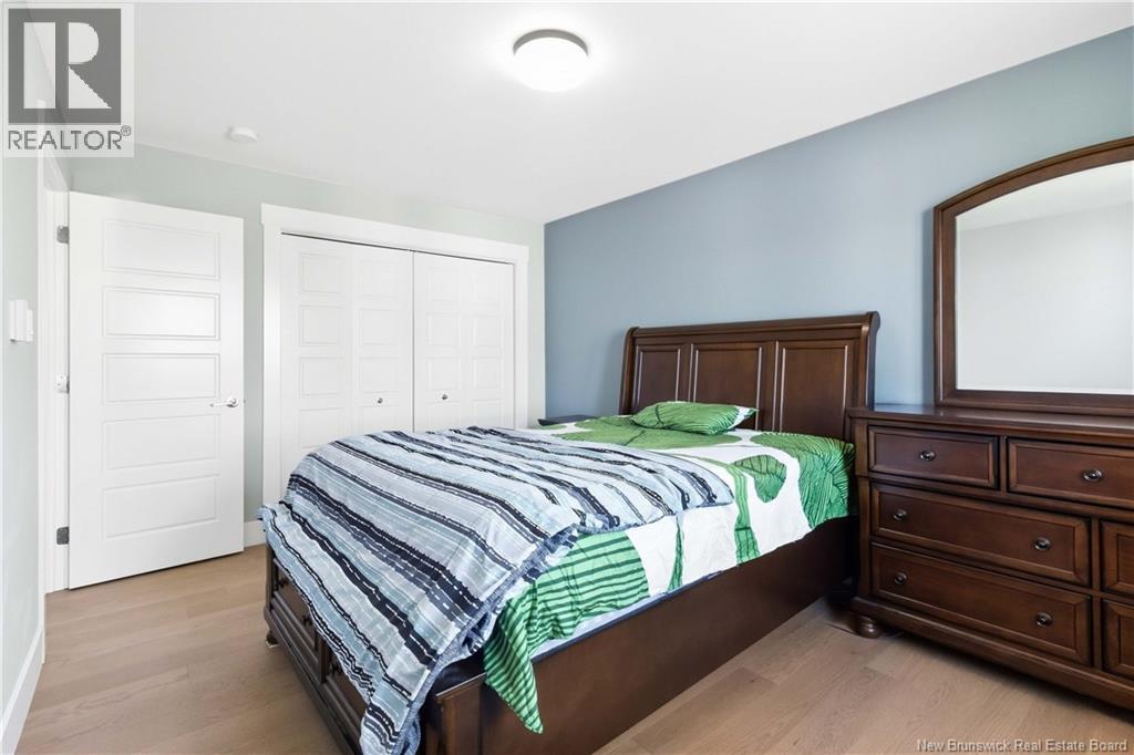 136 Runneymeade Road - 29