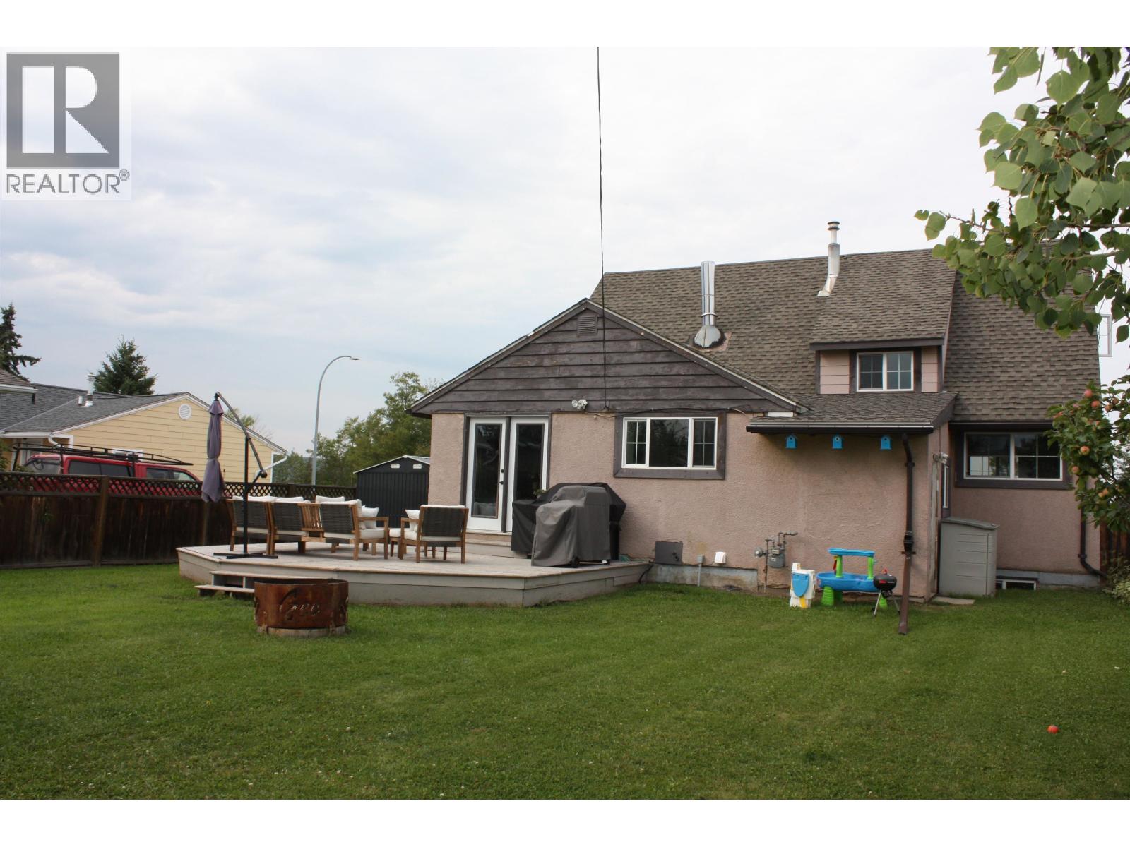 10411 110 AVENUE - Image 37