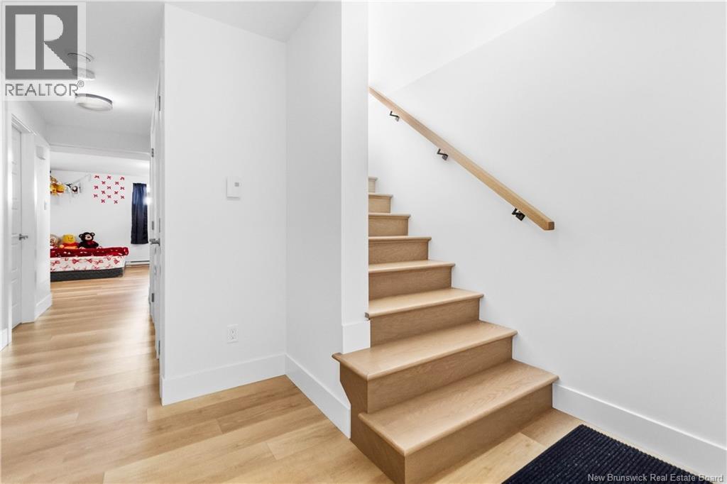 136 Runneymeade Road - 42