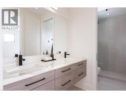 540 Patricia Drive, Oakville, ON L6K1M2 Photo 30