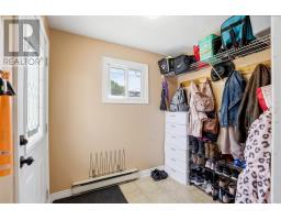 Porch - 63 Elmwood Ave, Sault Ste  Marie, ON P6B4V7 Photo 14