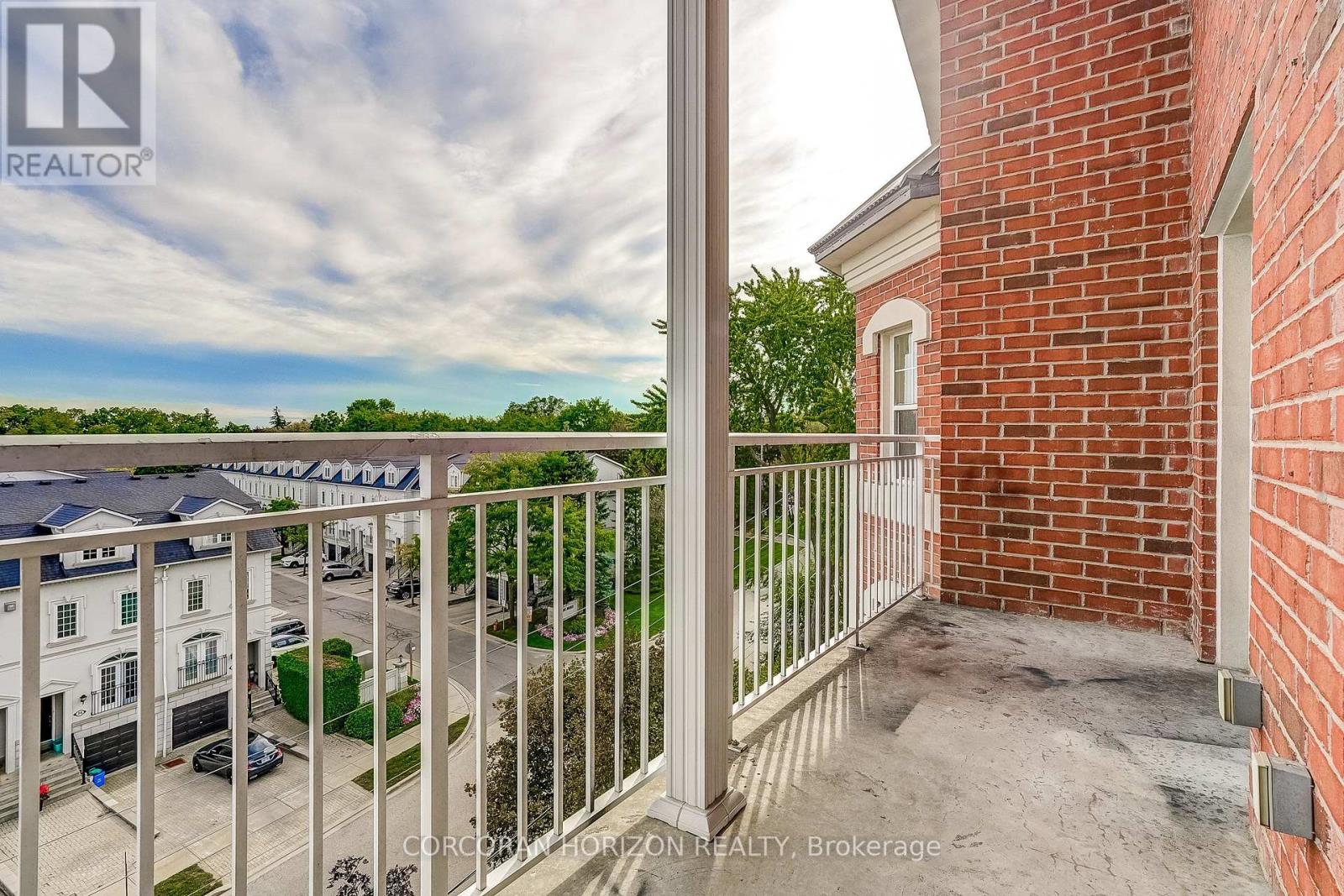 PH3- 35 Hunt Avenue, Richmond Hill, ON photo 28