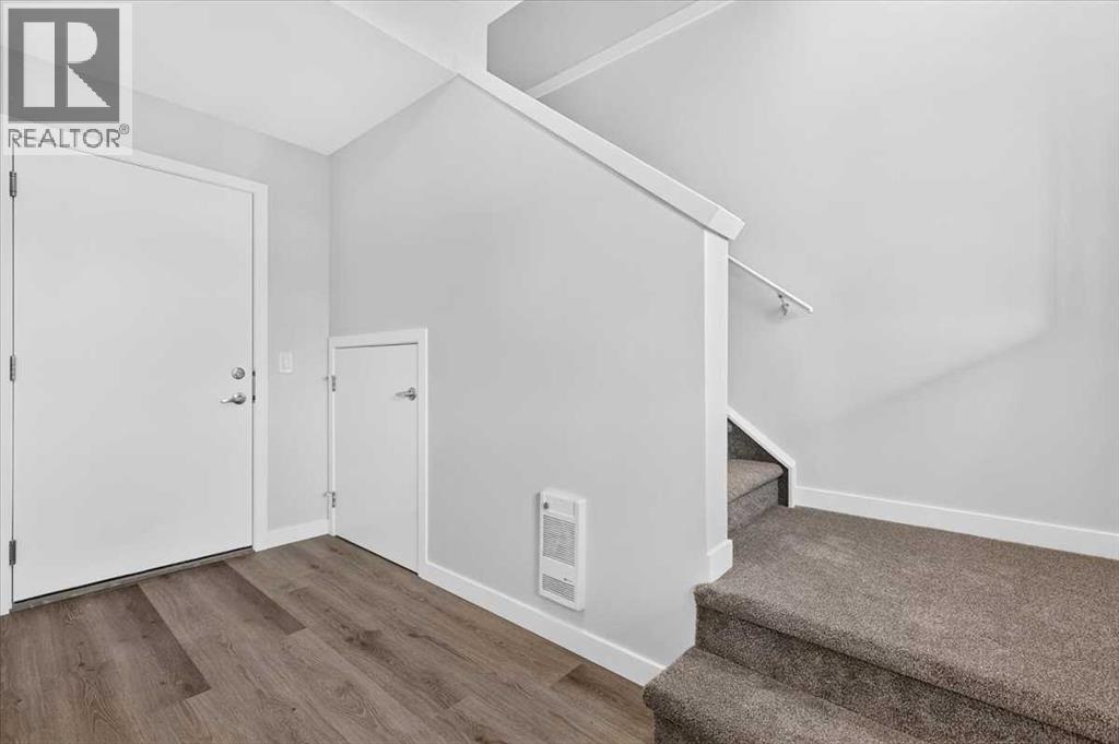602, 321 Hotchkiss Drive SE - photo 7