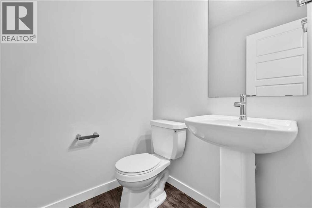 605, 321 Hotchkiss Drive SE - photo 24