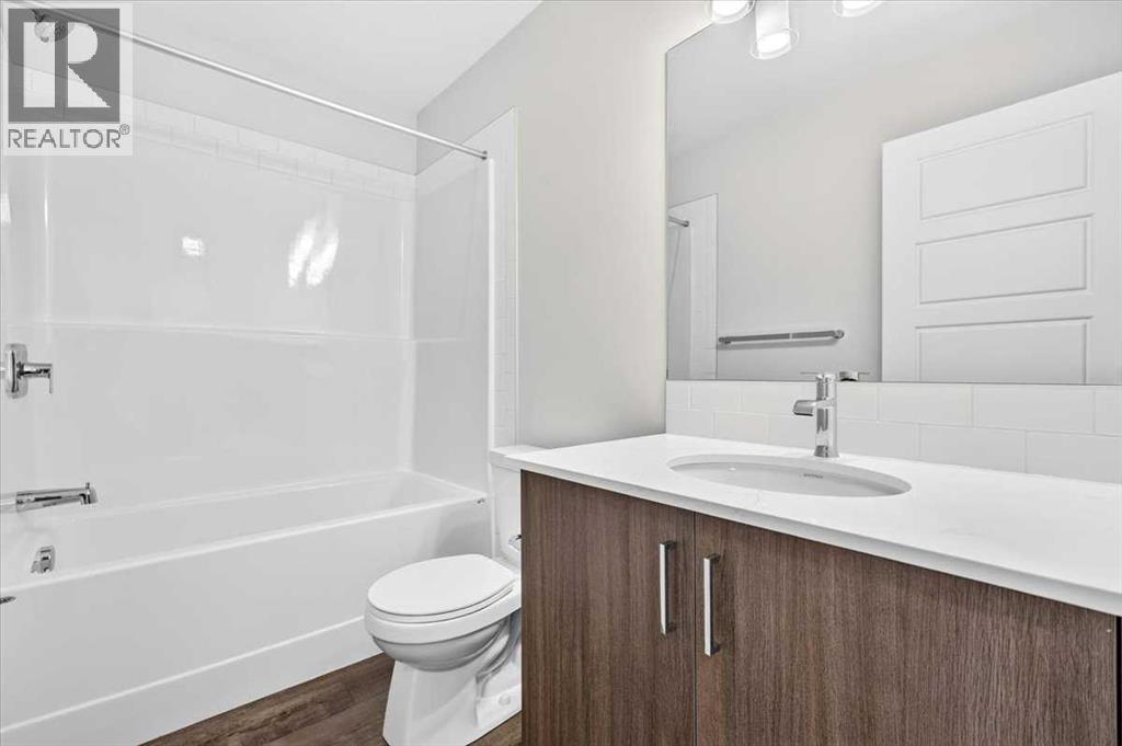 605, 321 Hotchkiss Drive SE - photo 32