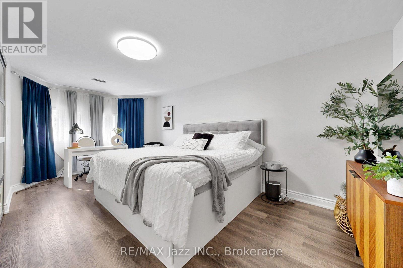 119 ELIZABETH STREET - Image 31