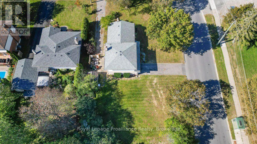 145 LELAND DRIVE - Image 21