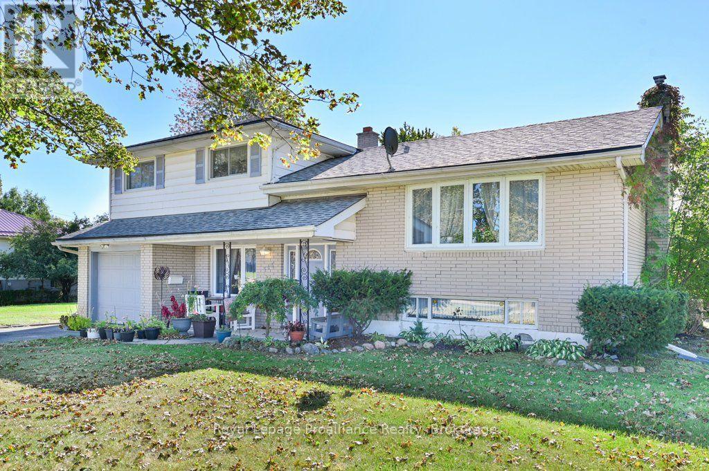 145 LELAND DRIVE, Belleville (Belleville Ward) — photo 4