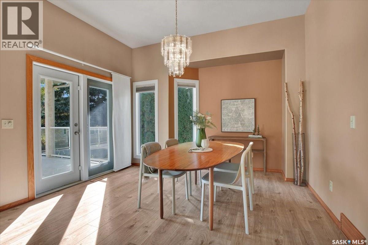 322 Collins CRESCENT - 11