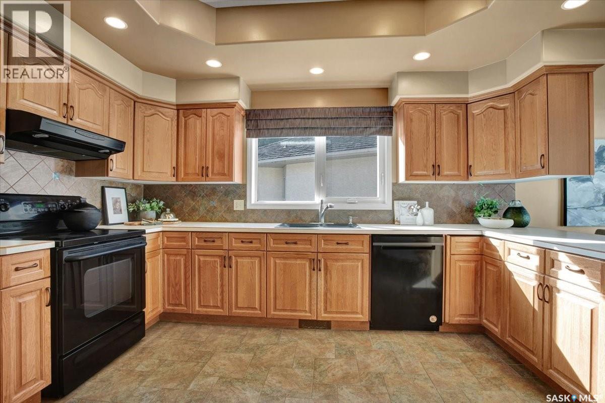 322 Collins CRESCENT, Saskatoon — photo 18