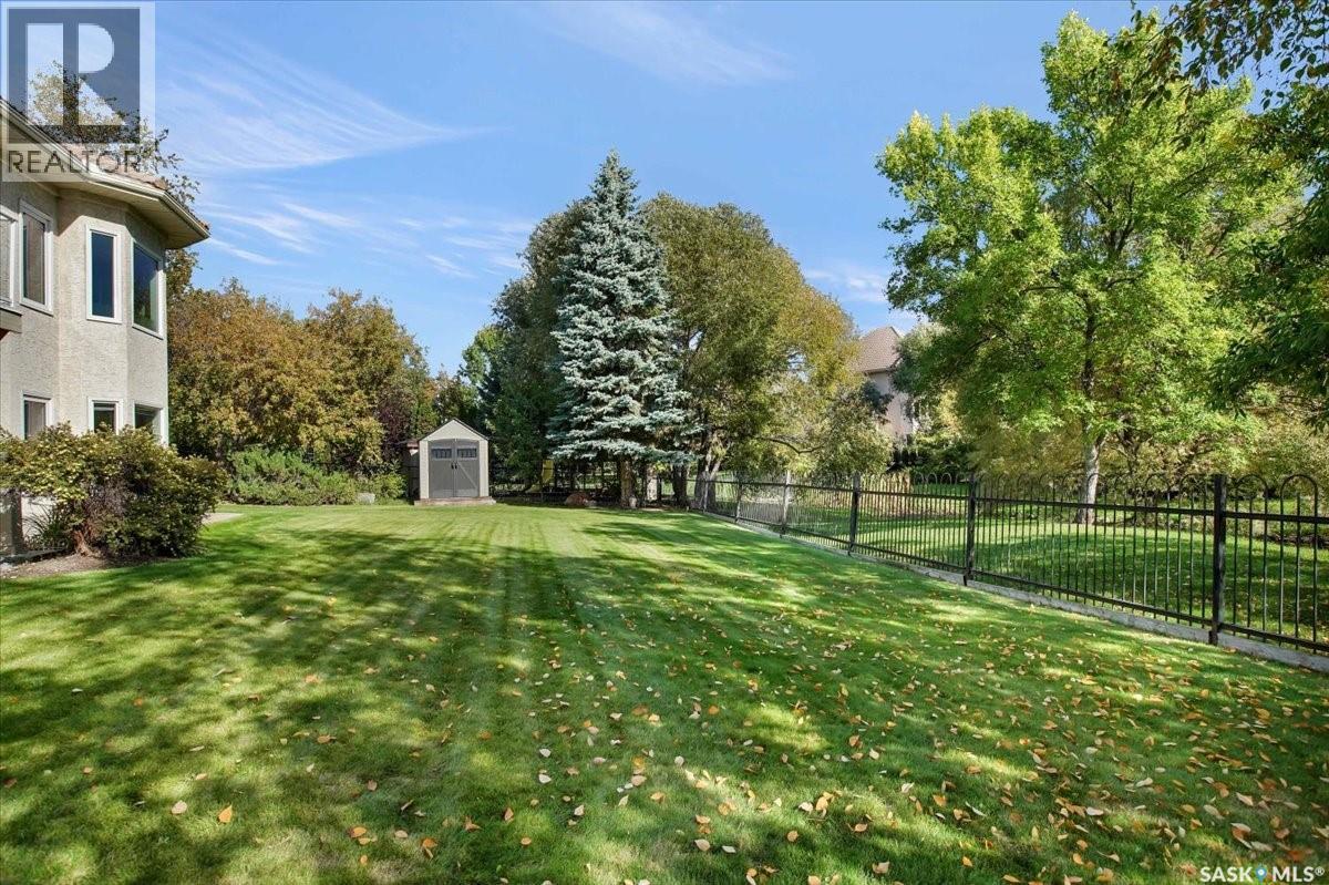 322 Collins CRESCENT - 48