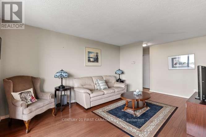 302 - 1103 JALNA BOULEVARD, London South (South X) — photo 12
