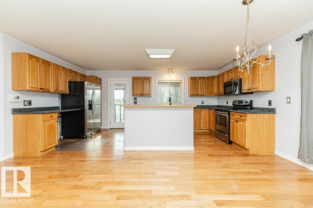 4809 54 ST - Image 20