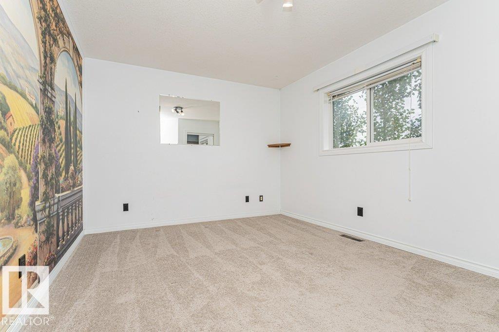 4809 54 ST - Image 25