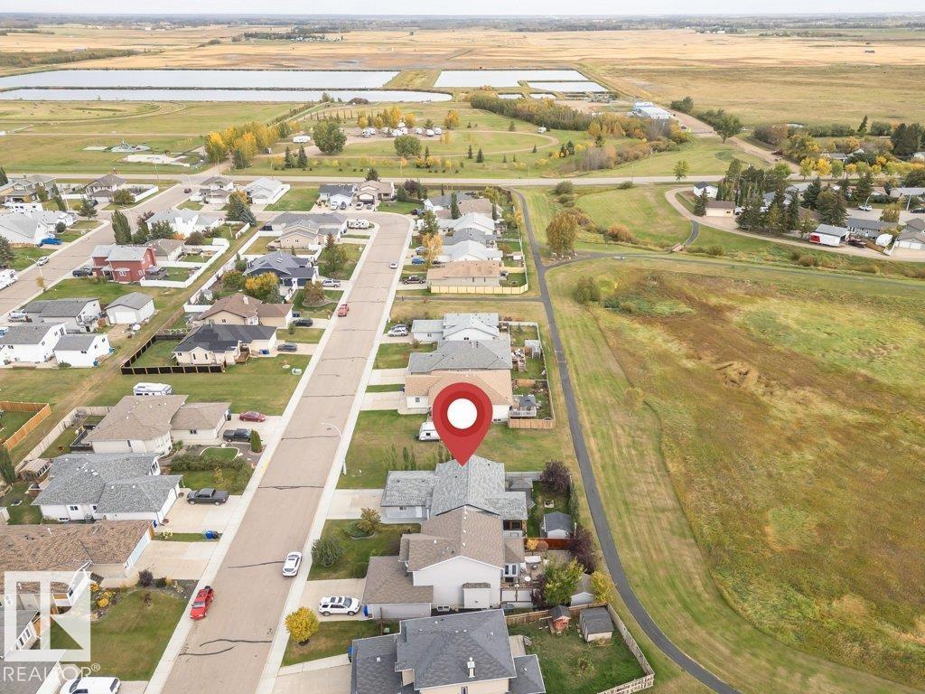 4809 54 ST - Image 32