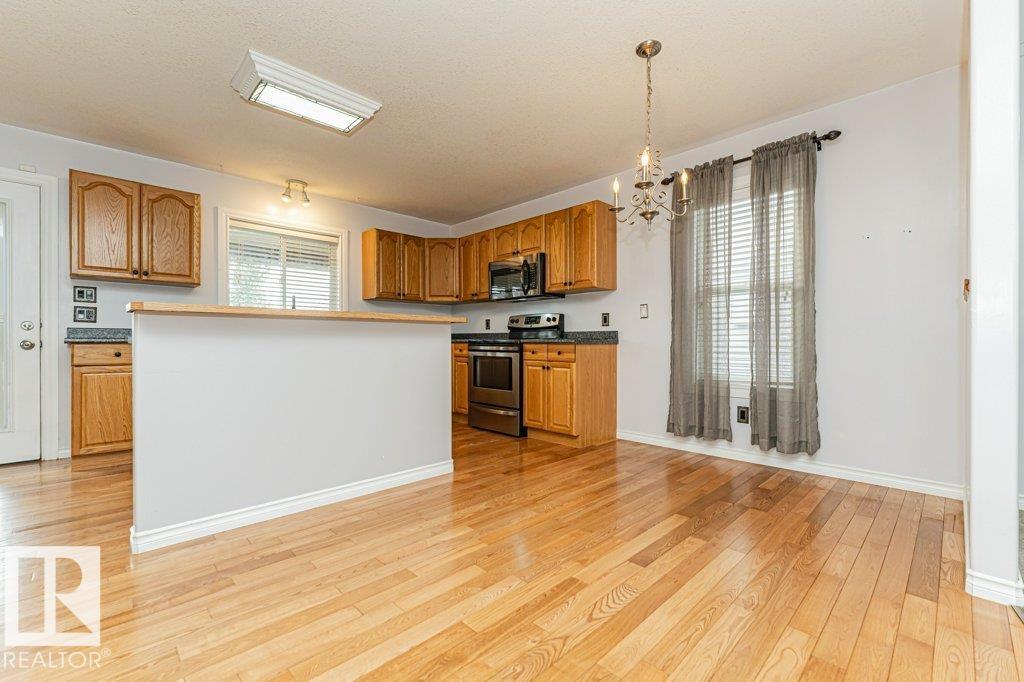 4809 54 ST - Image 33