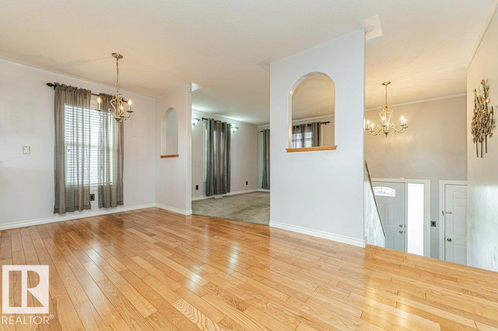 4809 54 ST - 39