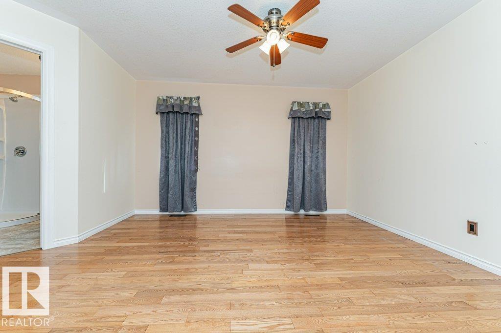 4809 54 ST - 43