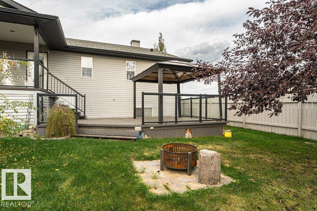 4809 54 ST - 67