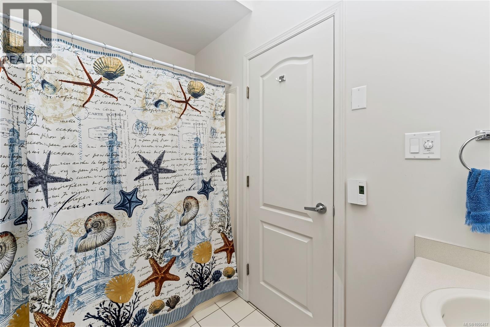 3673 Arbutus Dr N - 39