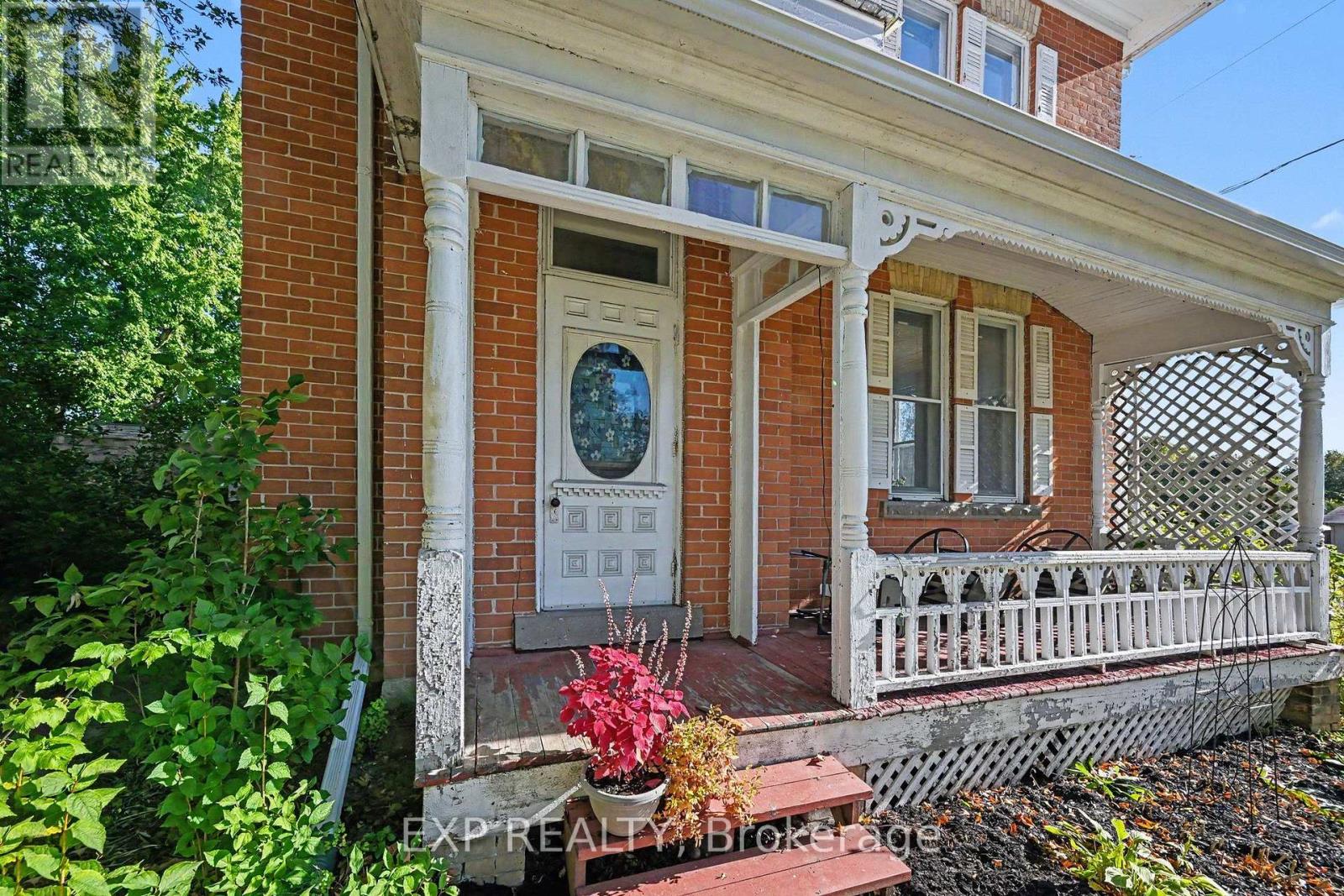 122 CLARENCE STREET, Lanark Highlands — photo 2