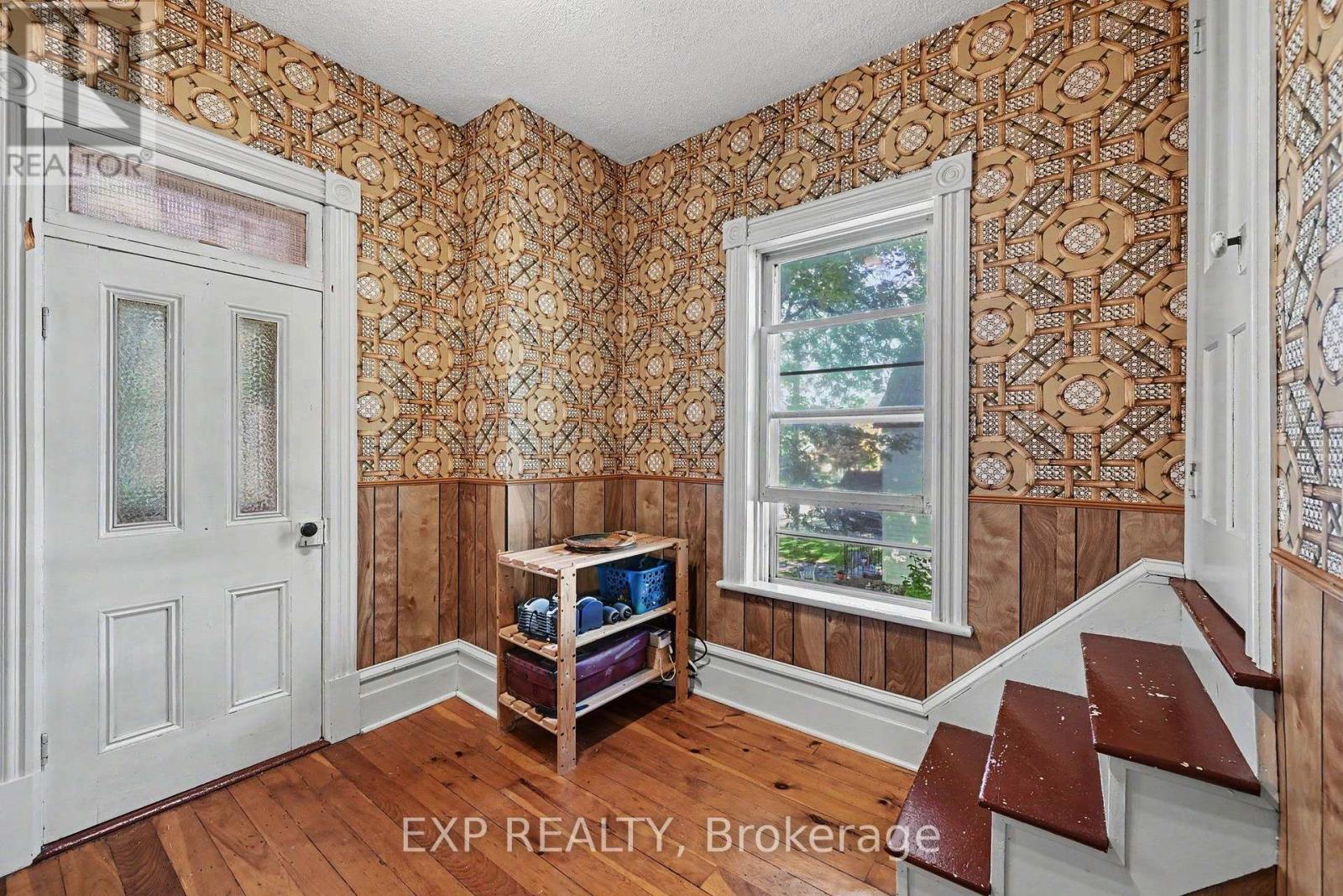 122 CLARENCE STREET - 25