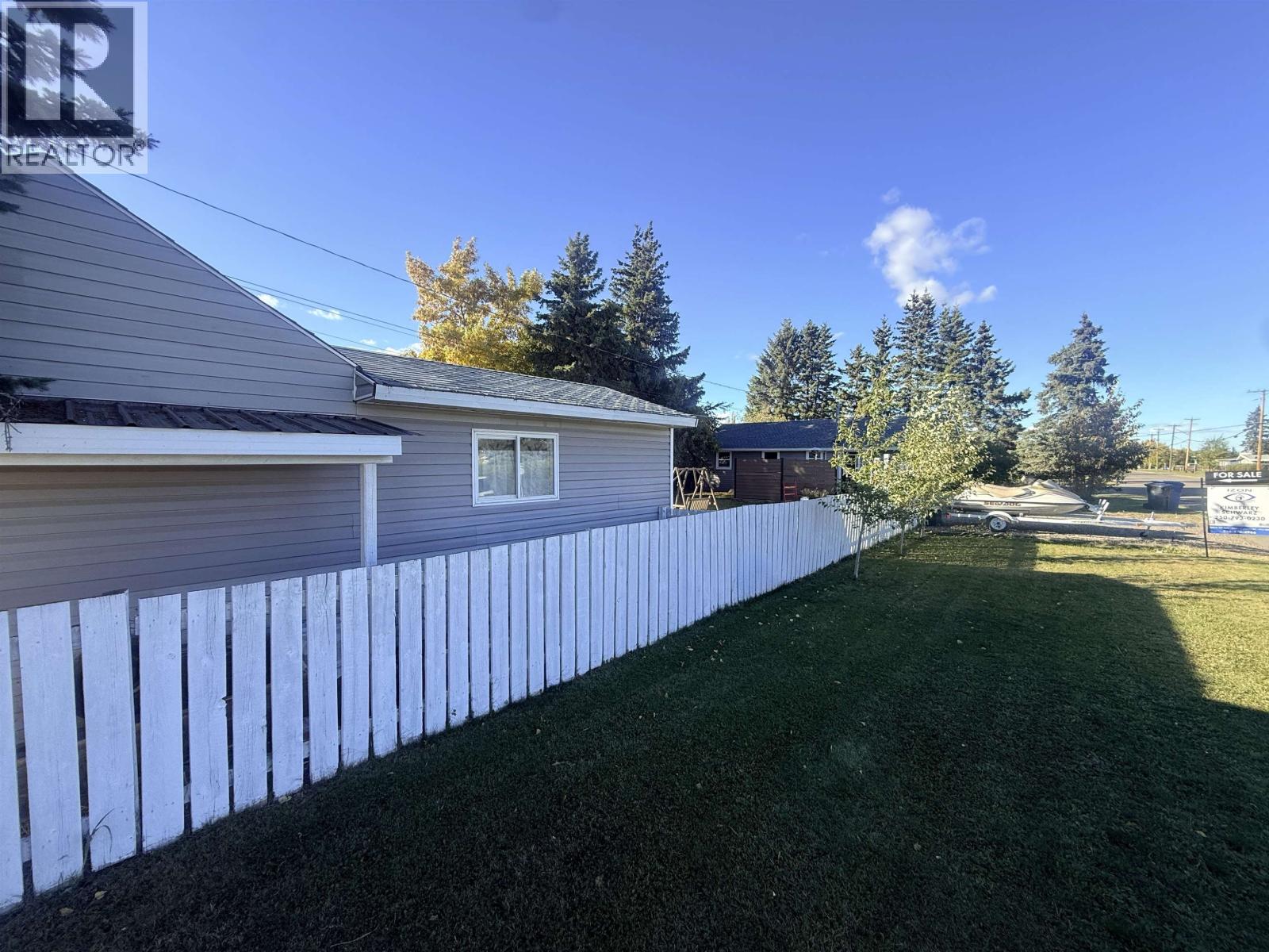 9203 104 AVENUE - Image 7