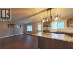9203 104 Avenue, Fort St  John, BC V1J2J6 Photo 11