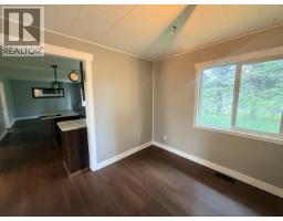 9203 104 Avenue, Fort St  John, BC V1J2J6 Photo 13