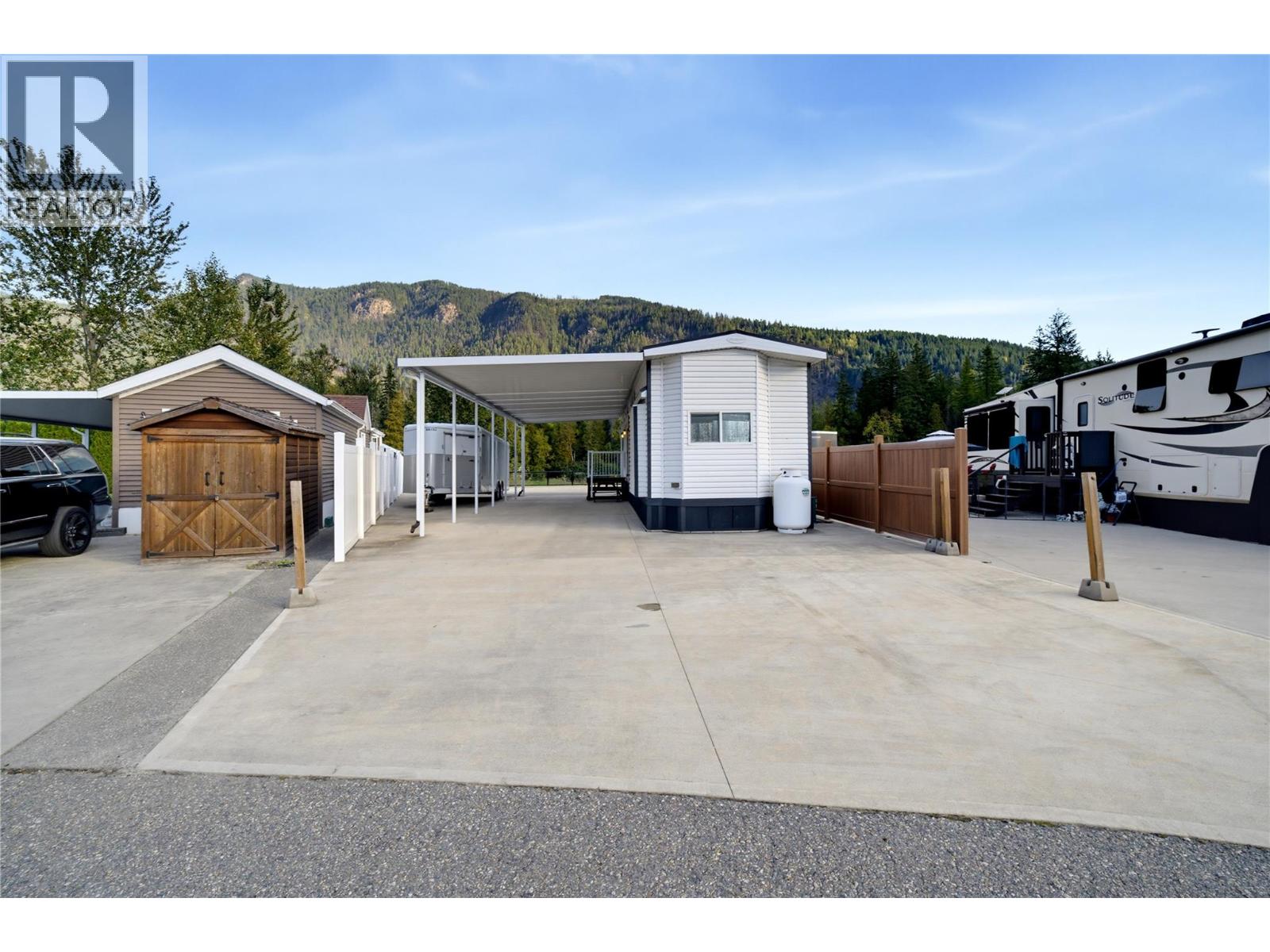 #68 1383 Silver Sands Road - 35