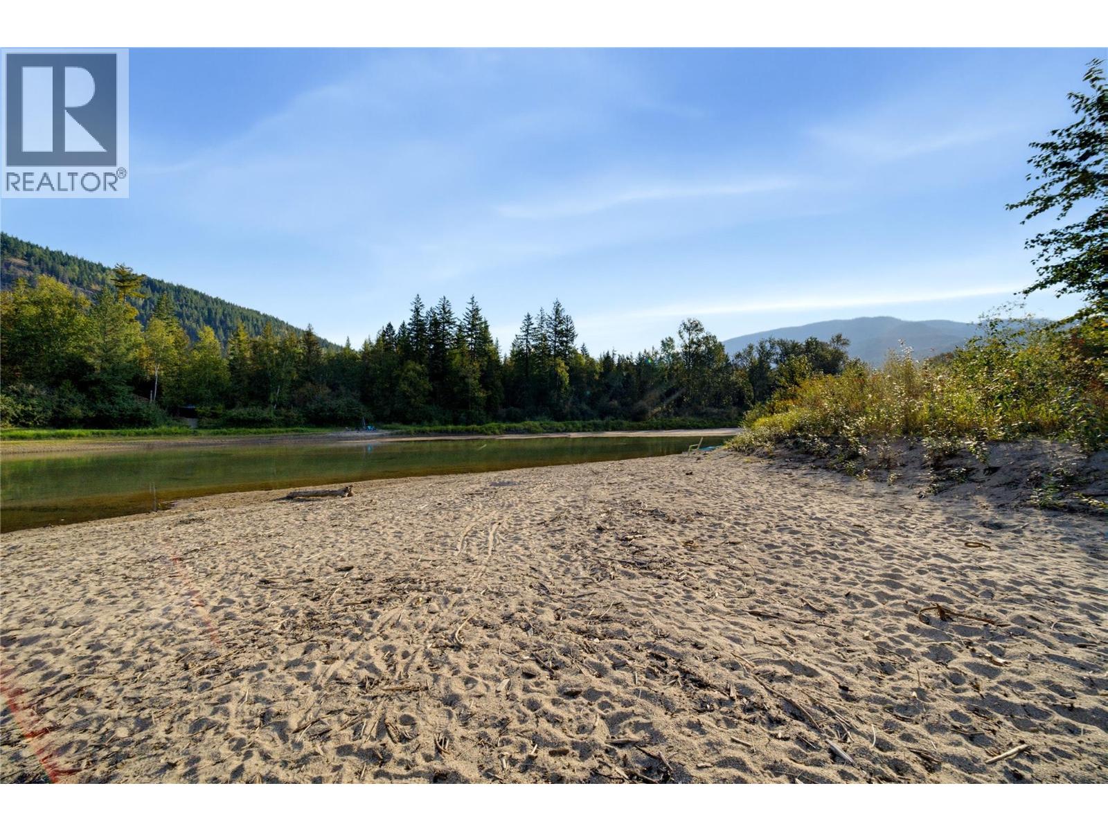 68 1383 Silver Sands Road, Sicamous