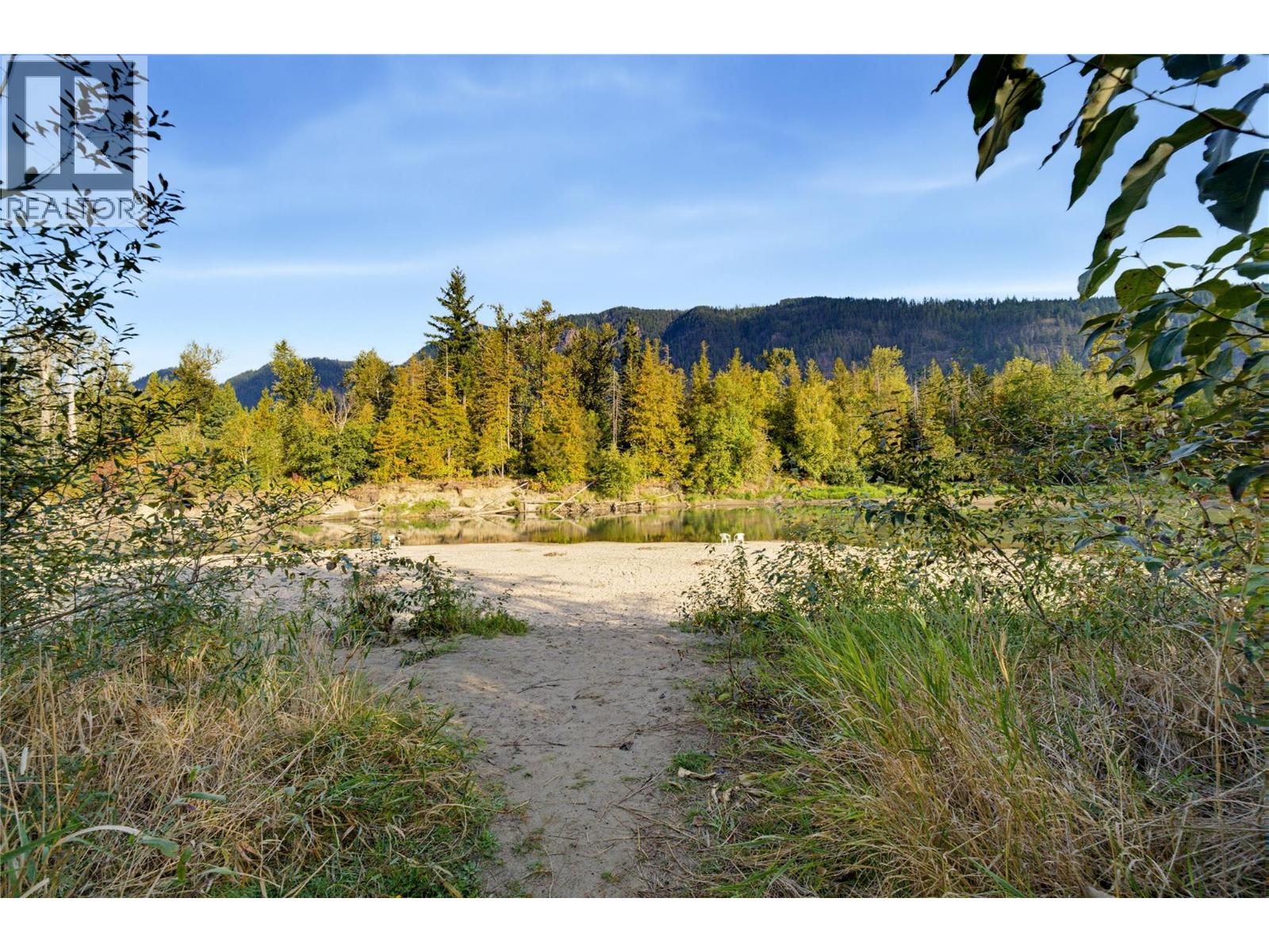68 1383 Silver Sands Road, Sicamous
