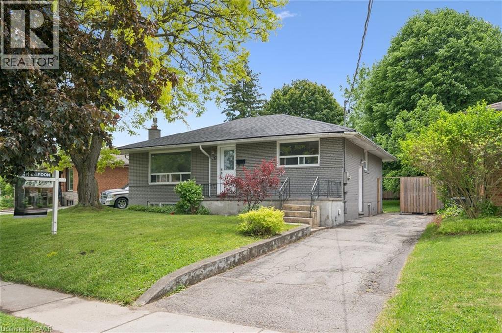 79 DUMBARTON Street — photo 2