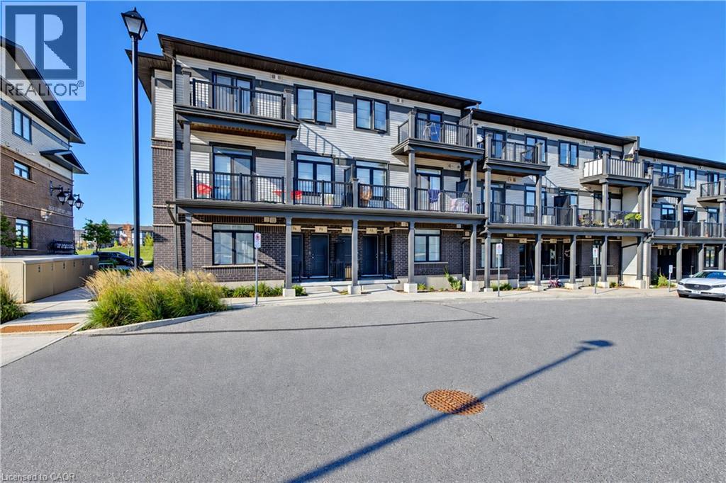 74 WHEAT Lane, Kitchener — photo 4