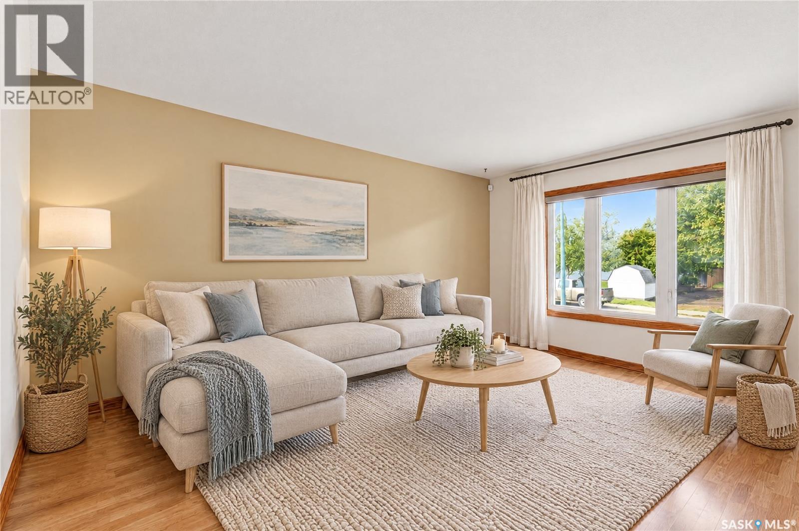 418 Laval CRESCENT - 52