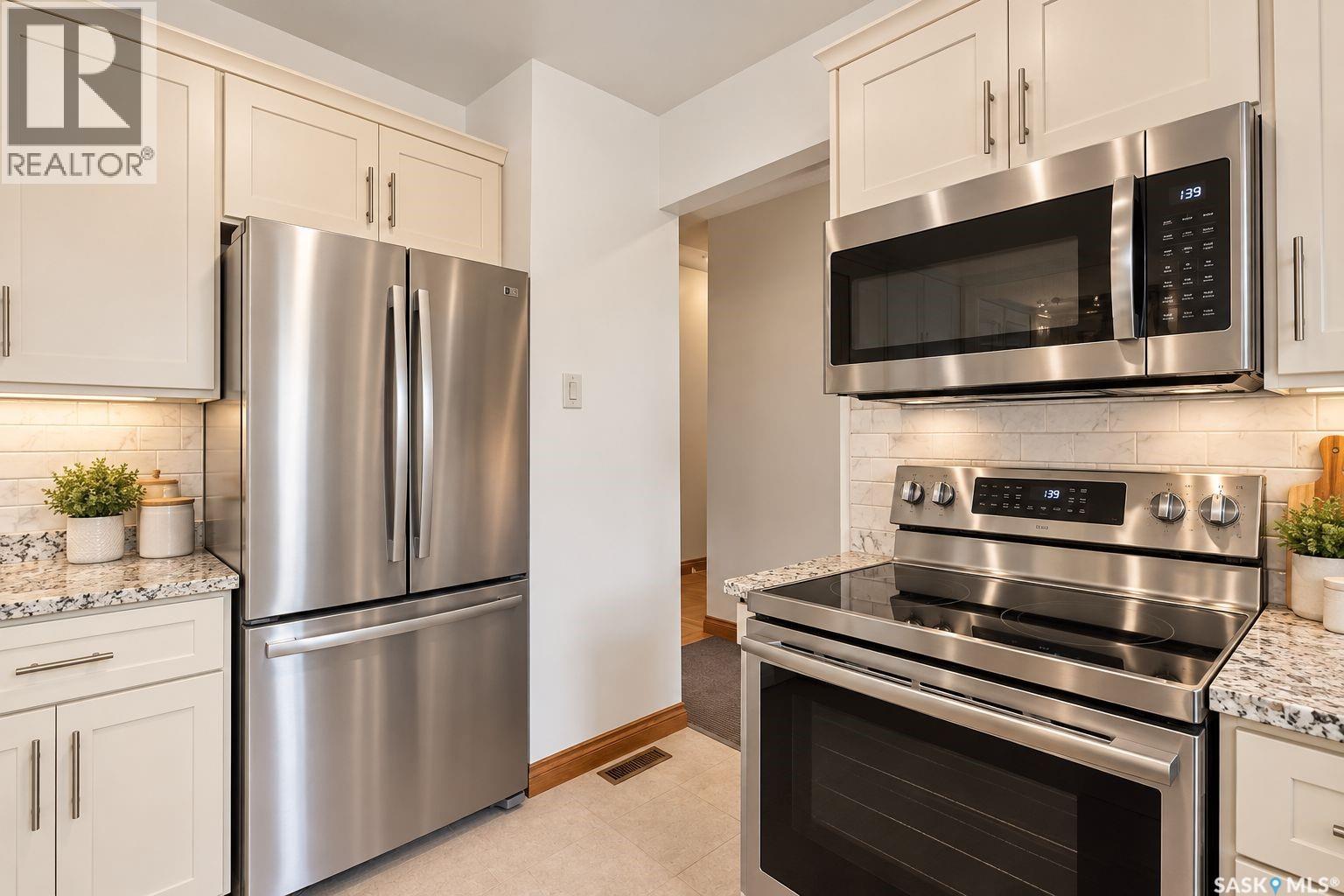 418 Laval CRESCENT - Image 57